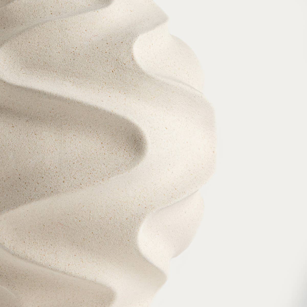 Vase ondulé en céramique Noire - Beige